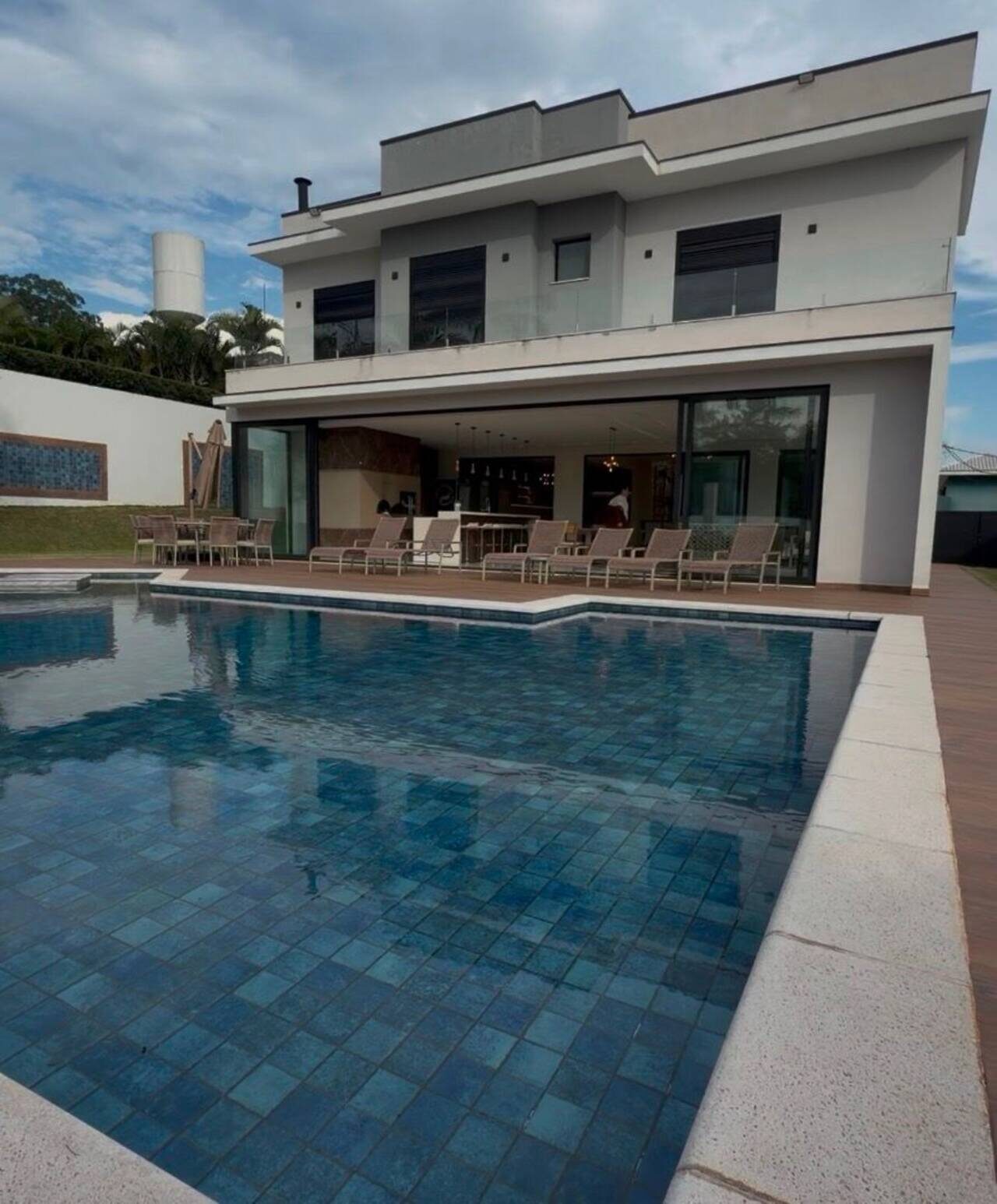 Sobrado com 4 quartos, 540 m², à venda por R$ 3.900.000 - Village Castelo - Sorocaba/SP