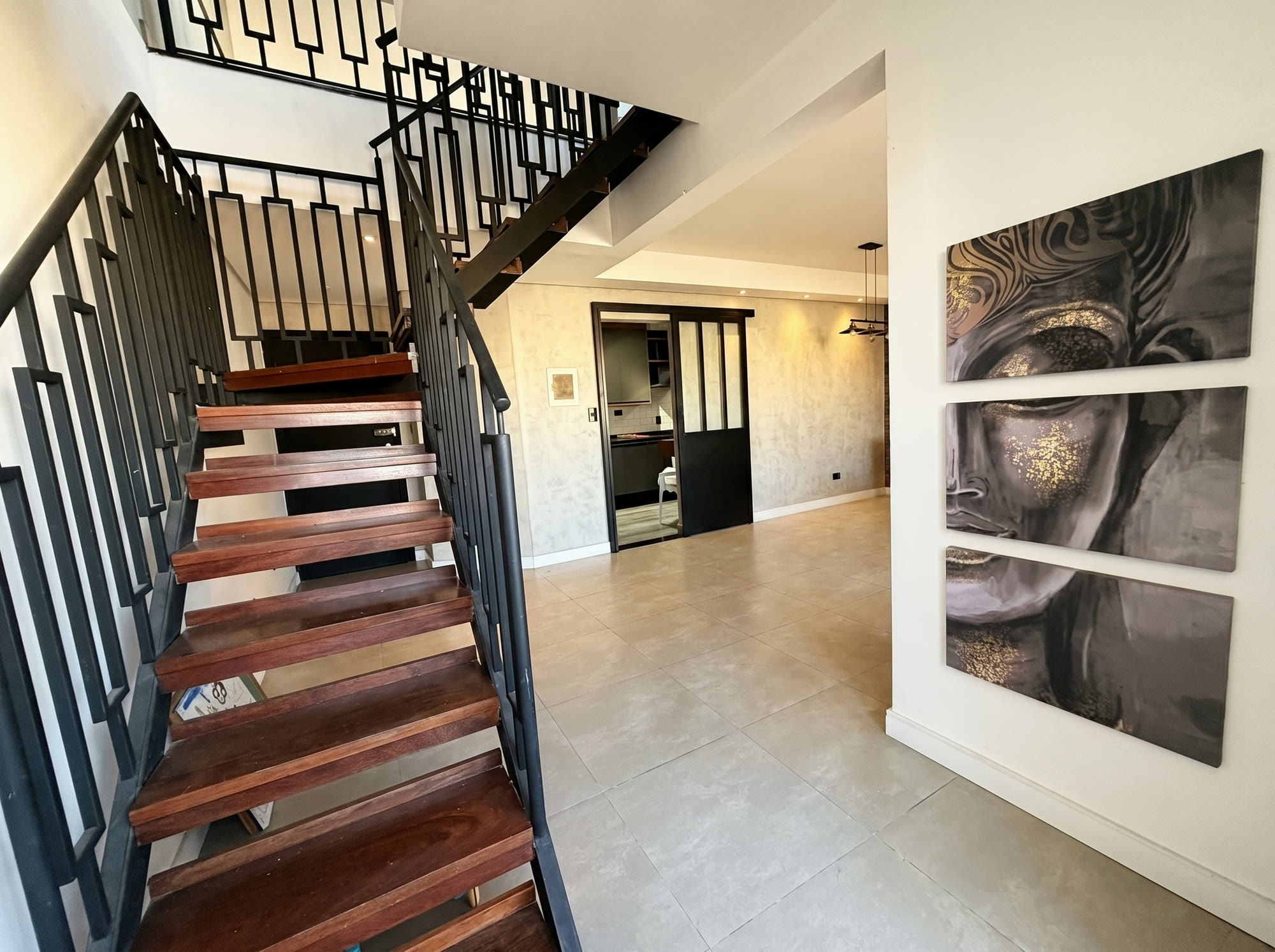Hall / escada