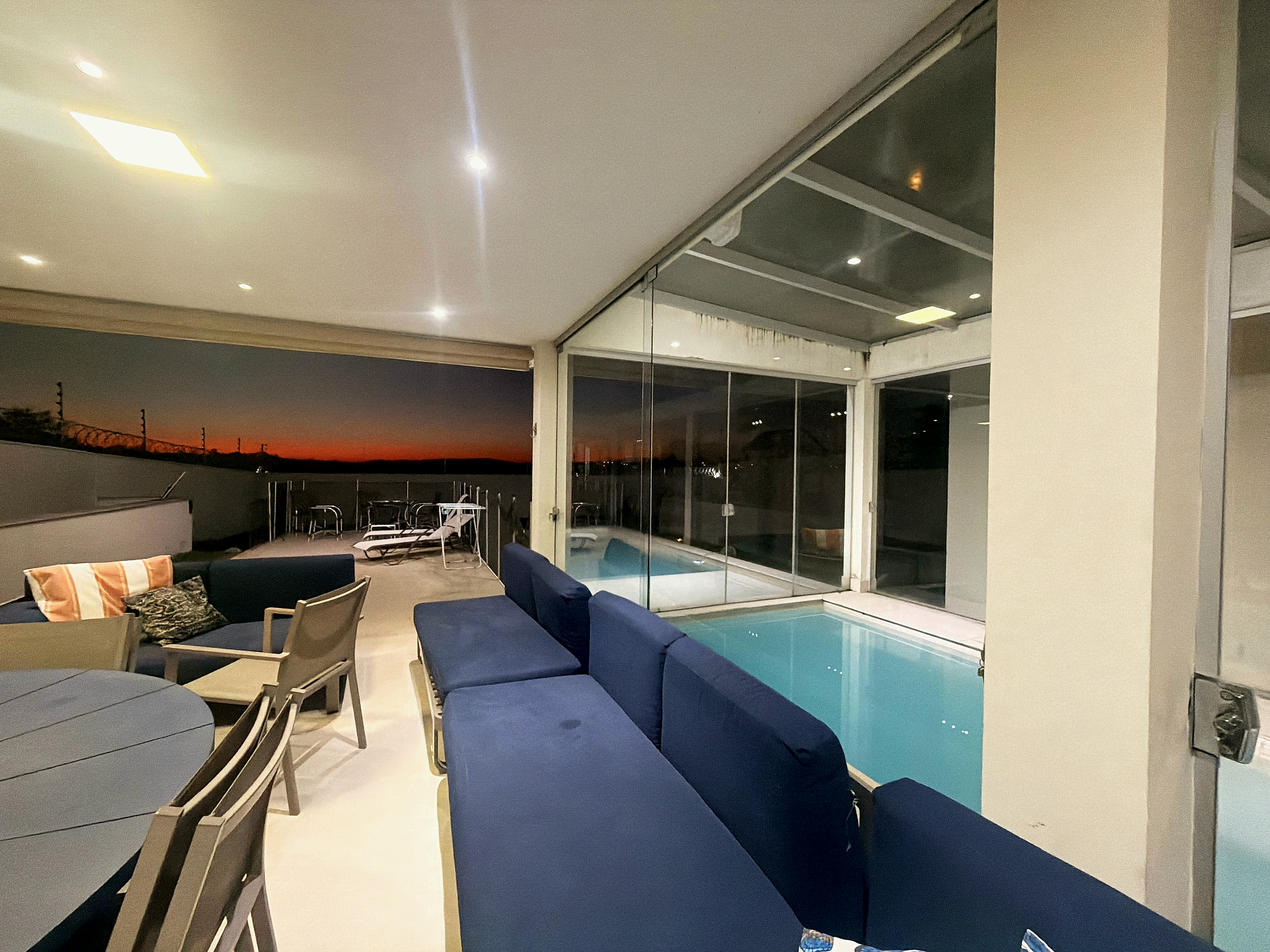 Lounge e piscina