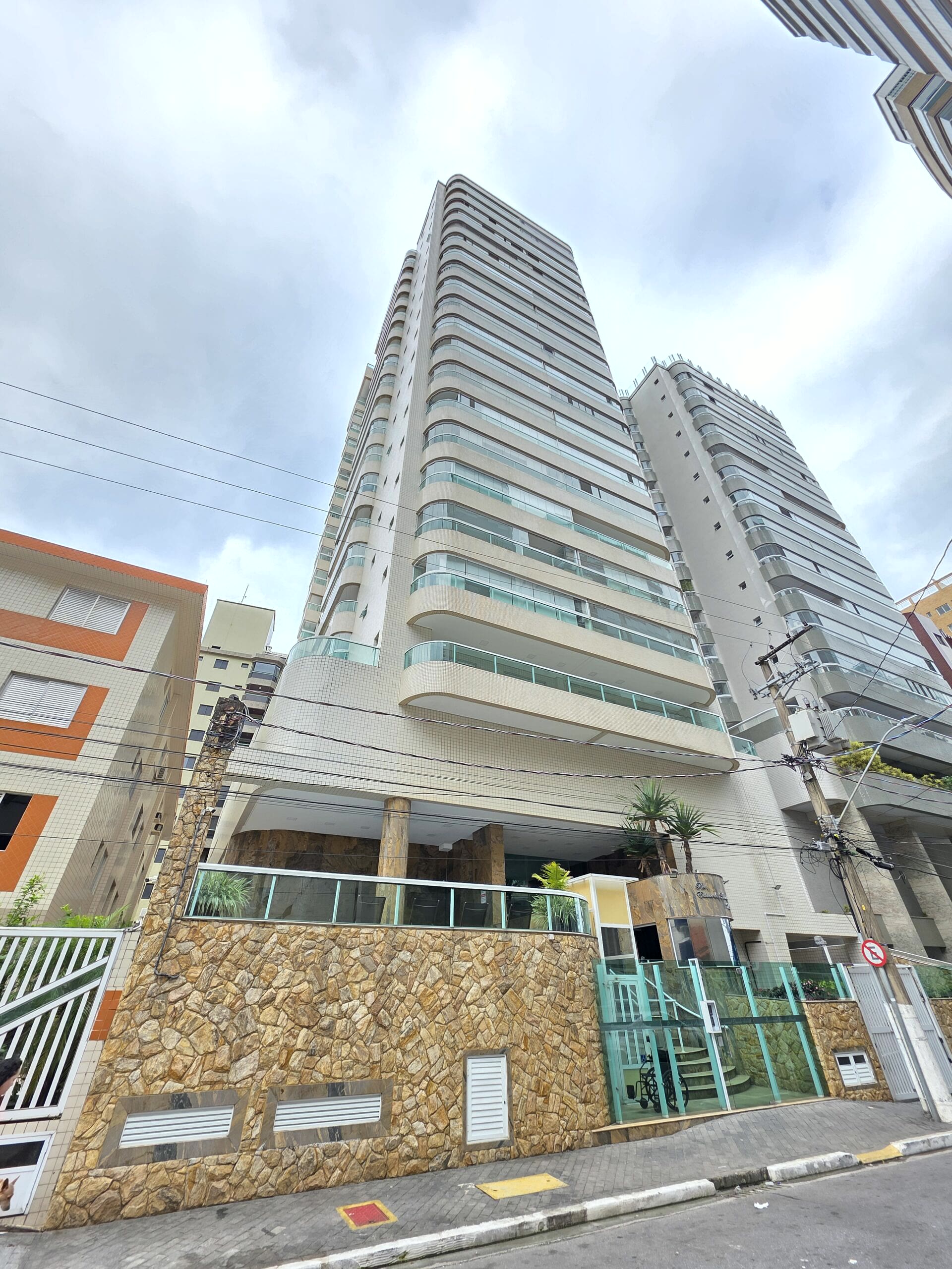Apartamento Praia Grande — Ed. Eduardo Alciati, Apto 101